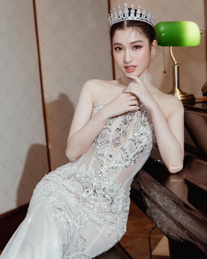Style bikini của Phương Nhi tạo cảm giác trẻ trung đầy cuốn hút