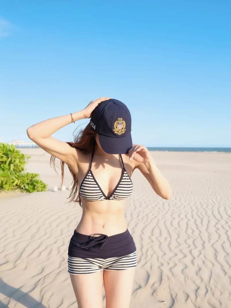 hình DJ Mie bikini nổi bật với vẻ ngoài cuốn hút