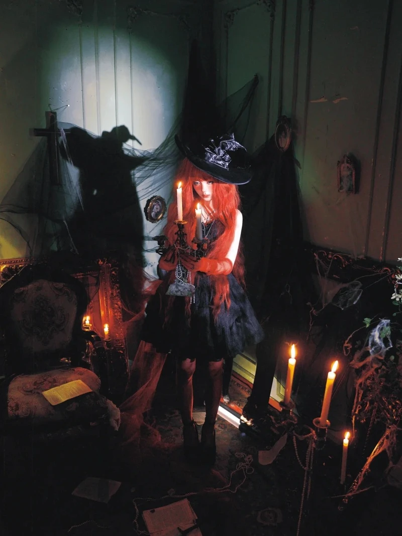 trang phục cosplay phù thủy cổ điển