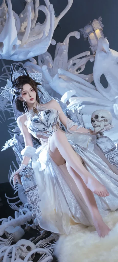 Ảnh cosplay bạch cốt tinh quyến rũ ma mị