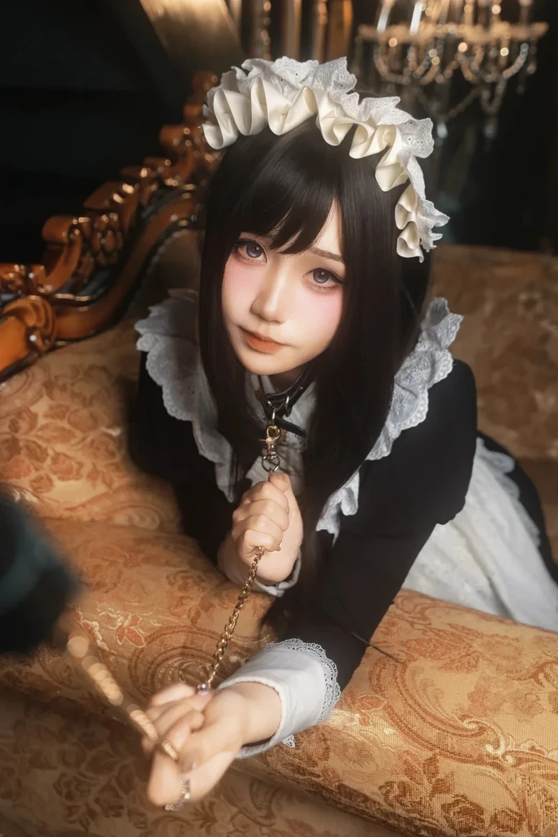 Hình cosplay hầu gái xinh đẹp cuốn hút