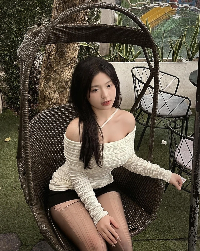 Ảnh Lanhxinhyeu06 vòng 1 căng tròn gợi dục