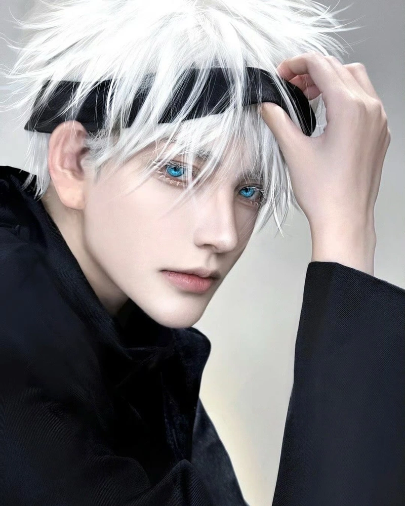 Ảnh anime nam cosplay phong trần quyến rũ