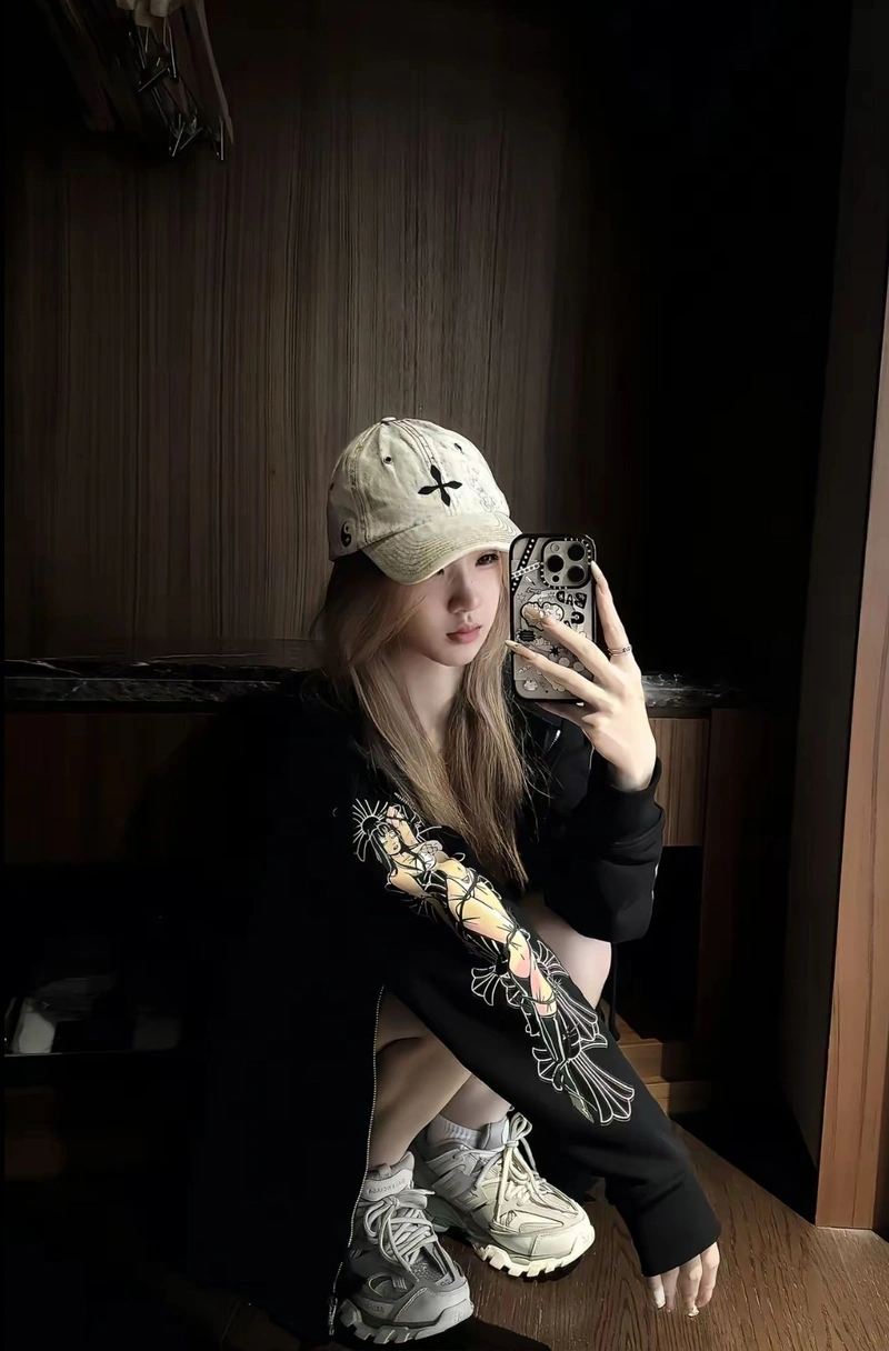 Ảnh gái hư quyến rũ bí ẩn