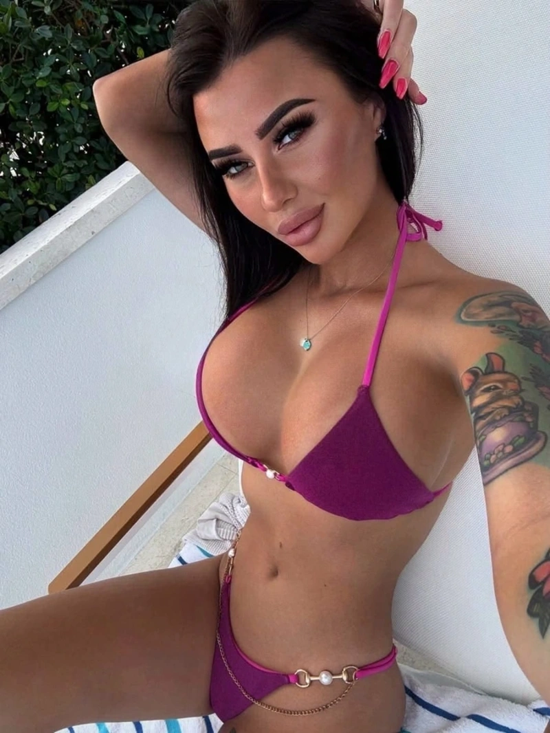 Gái Nga show hàng mông căng quyến rũ full HD