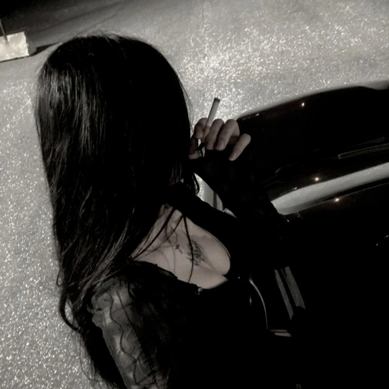 Hình bad girl mạnh mẽ tự tin