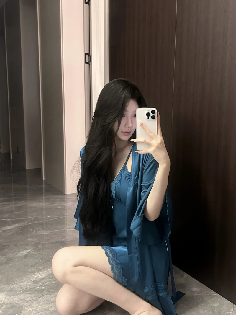 Hình gái mặc đồ ngủ đáng yêu trong trẻo