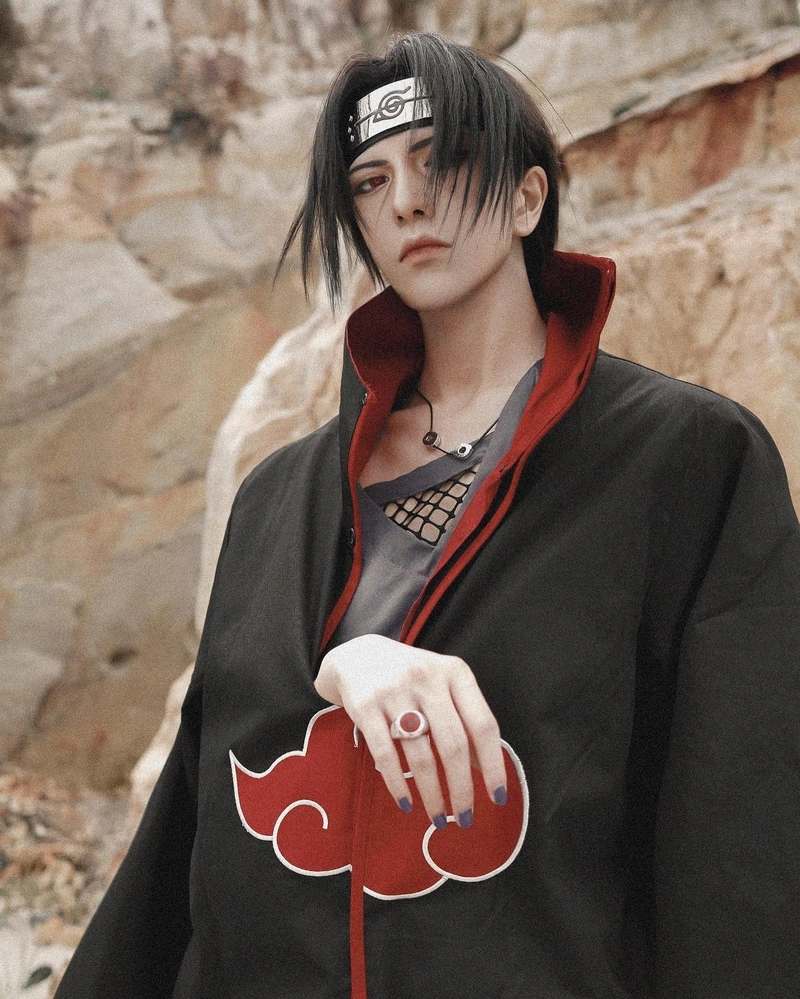 Hình nam cosplay anime phong nhã cuốn hút